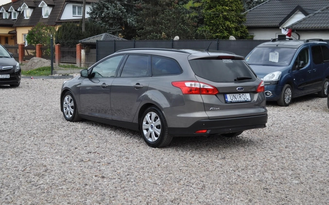 Ford Focus cena 21000 przebieg: 233149, rok produkcji 2011 z Gorlice małe 211